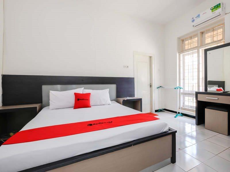Reddoorz Near Moro Mall Purwokerto Exterior photo