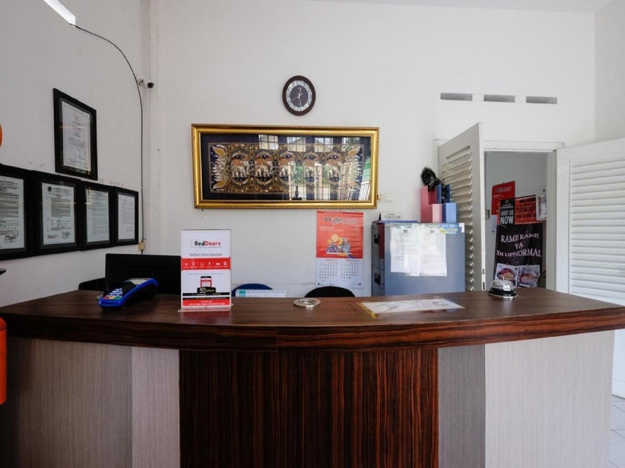 Reddoorz Near Moro Mall Purwokerto Exterior photo